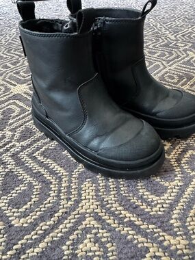 Kids Black Zip-Back Waterproof Boots